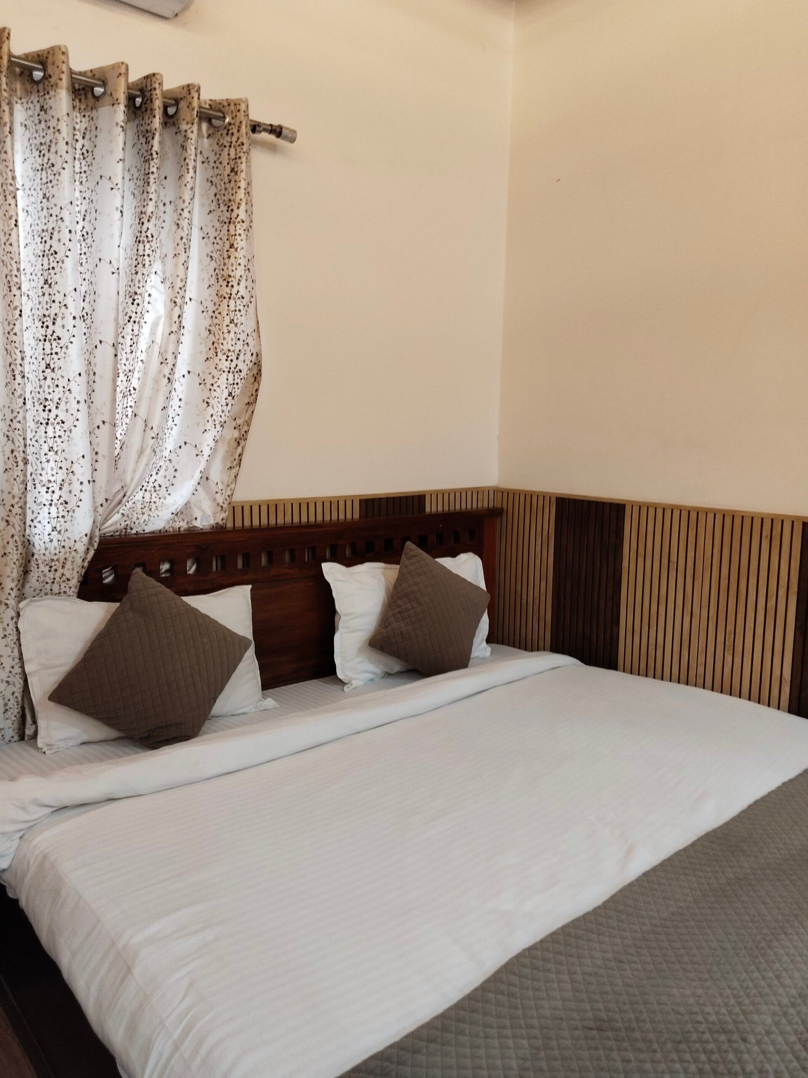 filter: 0; fileterIntensity: 0.0; filterMask: 0; hdrForward: 0; highlight: false; brp_mask:0;
brp_del_th:null;
brp_del_sen:null;
delta:null;
module: photo;hw-remosaic: false;touch: (-1.0, -1.0);sceneMode: 8;cct_value: 0;AI_Scene: (-1, -1);aec_lux: 0.0;aec_lux_index: 0;HdrStatus: auto;albedo:  ;confidence:  ;motionLevel: -1;weatherinfo: null;temperature: 43;