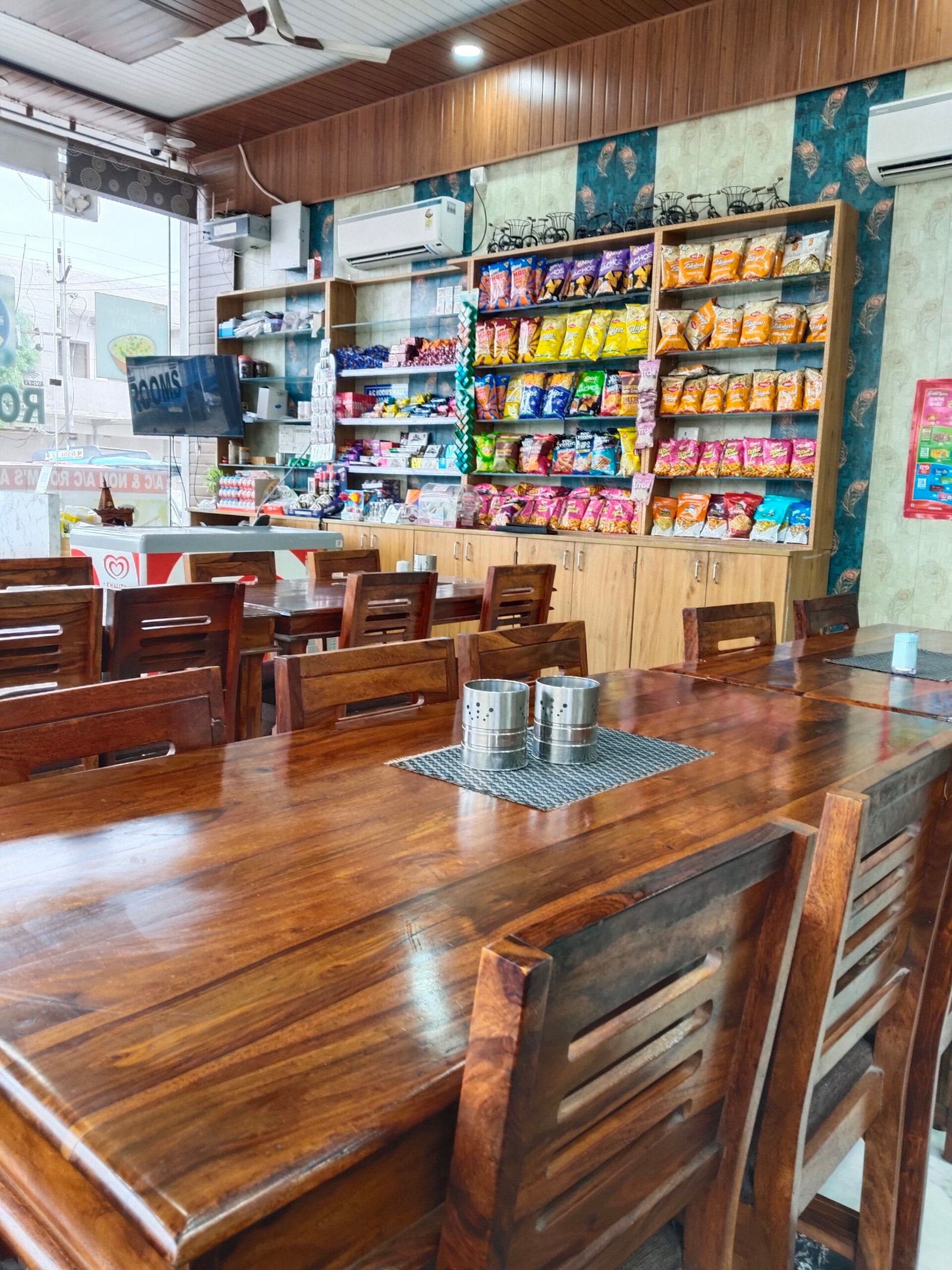 filter: 0; fileterIntensity: 0.0; filterMask: 0; brp_mask:0;
brp_del_th:null;
brp_del_sen:null;
delta:null;
module: photo;hw-remosaic: false;touch: (0.5016665, 0.64437526);sceneMode: 2;cct_value: 0;AI_Scene: (-1, -1);aec_lux: 0.0;aec_lux_index: 0;HdrStatus: auto;albedo:  ;confidence:  ;motionLevel: -1;weatherinfo: null;temperature: 43;